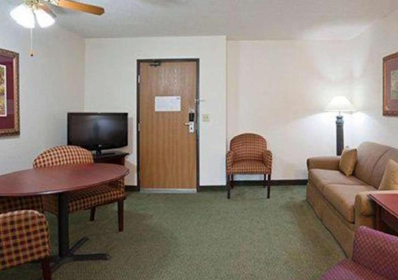 Norwood Inn & Suites Eagan St Paul & Mall Of America Εξωτερικό φωτογραφία